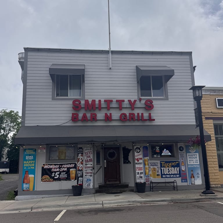 Welcome to Smitty’s Bar & Grill 