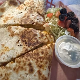 Quesadilla: Chicken